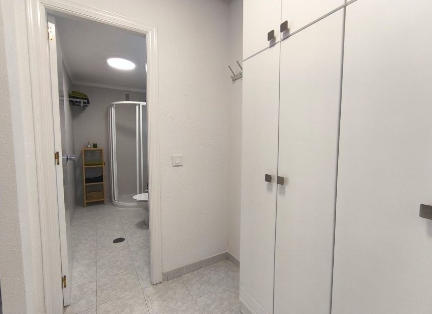 Перепродаж - Апартаменти - Torrevieja