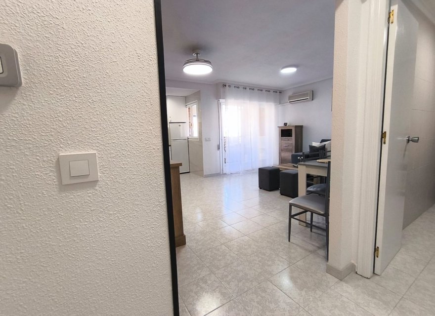 Перепродаж - Апартаменти - Torrevieja