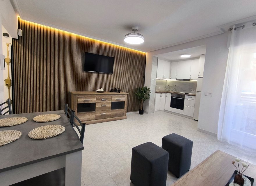 Перепродаж - Апартаменти - Torrevieja