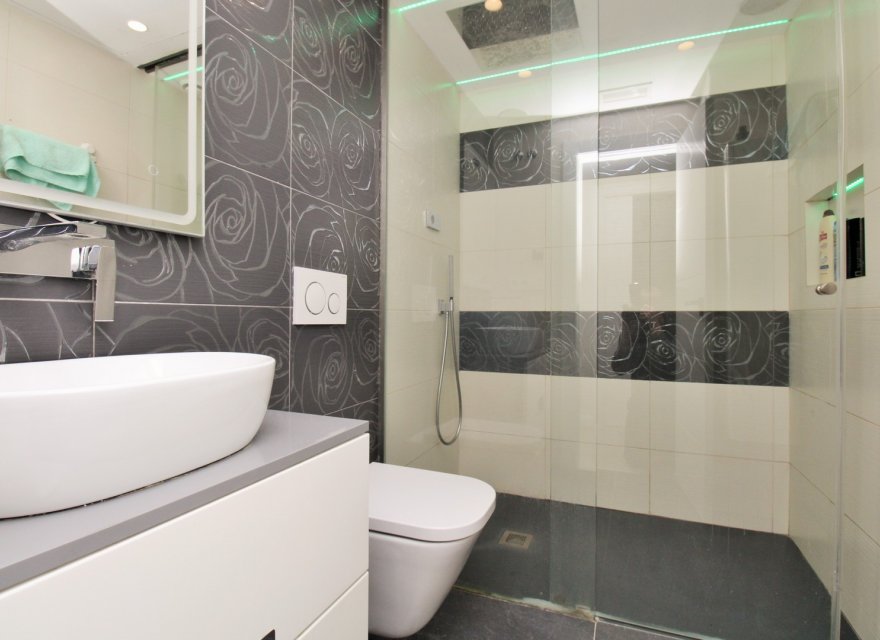 Перепродаж - Апартаменти - Torrevieja