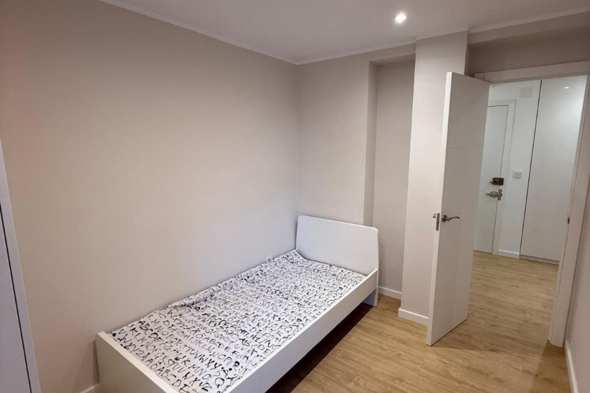 Перепродаж - Апартаменти - Valencia - Кампанар