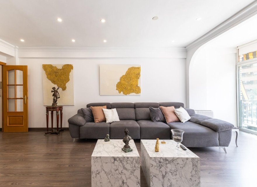 Перепродаж - Апартаменти - Valencia - Quatre Carreres