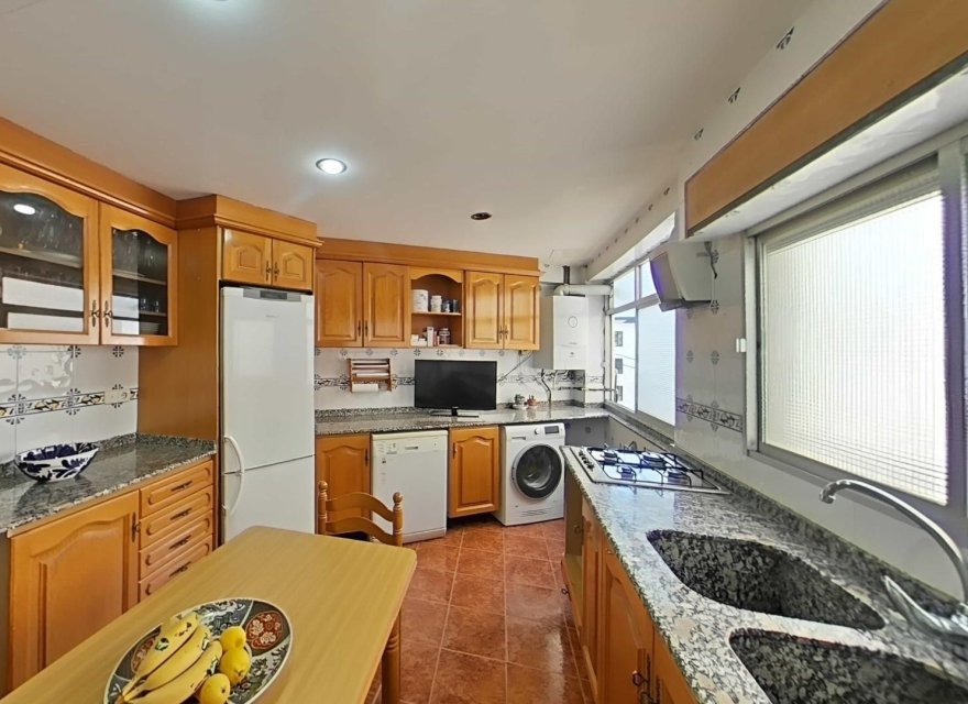 Перепродаж - Апартаменти - Valencia - Torrefiel