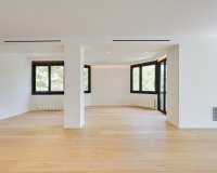 Перепродаж - Апартаменти - Zona Alta - 