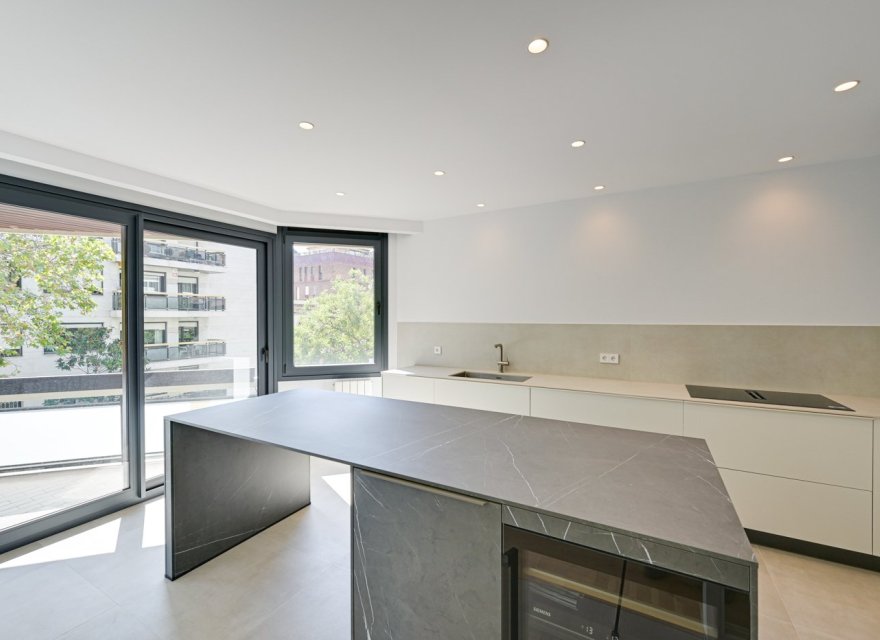 Перепродаж - Апартаменти - Zona Alta - 