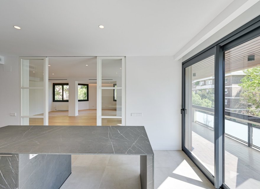 Перепродаж - Апартаменти - Zona Alta - 