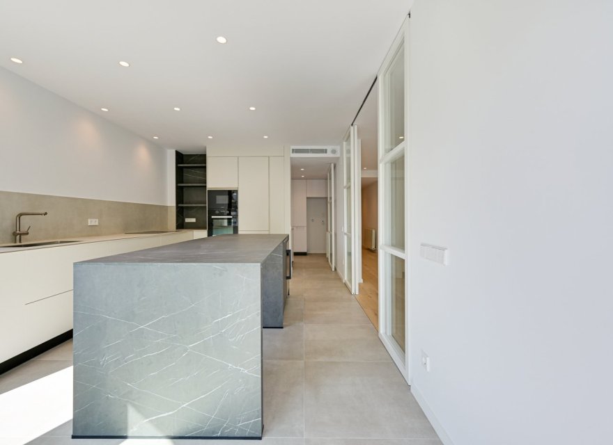 Перепродаж - Апартаменти - Zona Alta - 