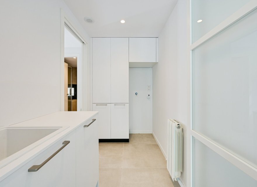 Перепродаж - Апартаменти - Zona Alta - 