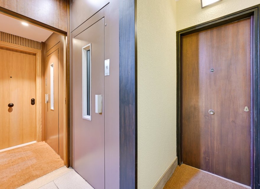 Перепродаж - Апартаменти - Zona Alta - 