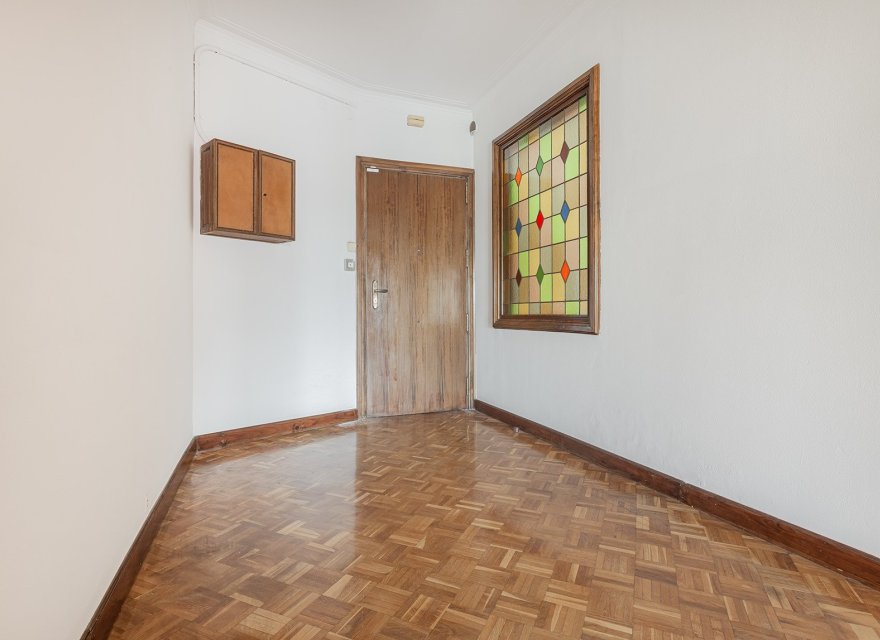 Перепродаж - Апартаменти - Zona Alta - 