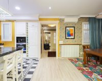 Перепродаж - Апартаменти - Zona Alta - 