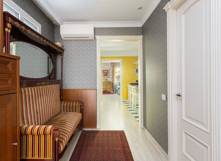 Перепродаж - Апартаменти - Zona Alta - 