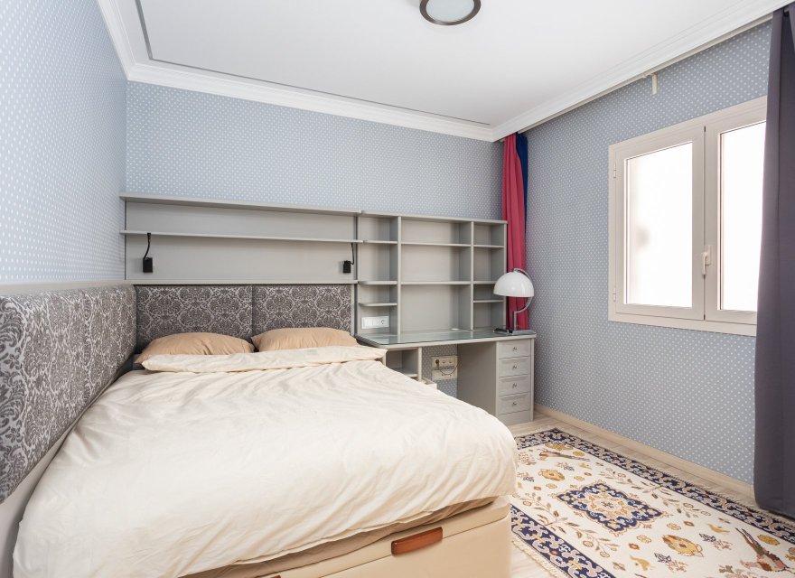 Перепродаж - Апартаменти - Zona Alta - 