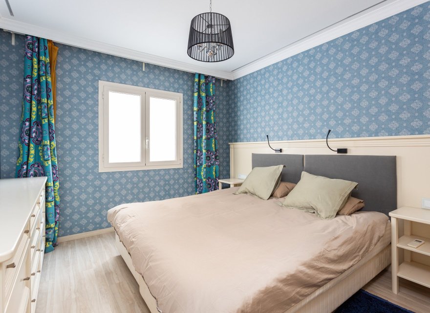 Перепродаж - Апартаменти - Zona Alta - 