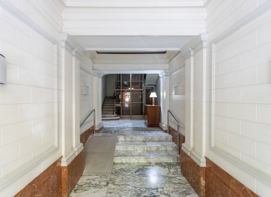 Перепродаж - Апартаменти - Zona Alta - 