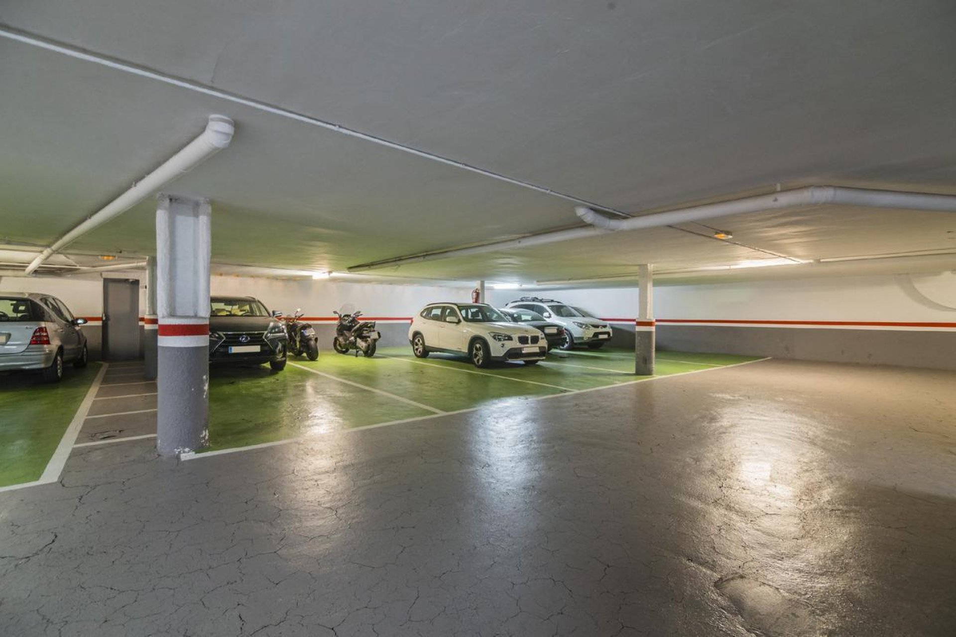 Перепродаж - Апартаменти - Zona Alta - 