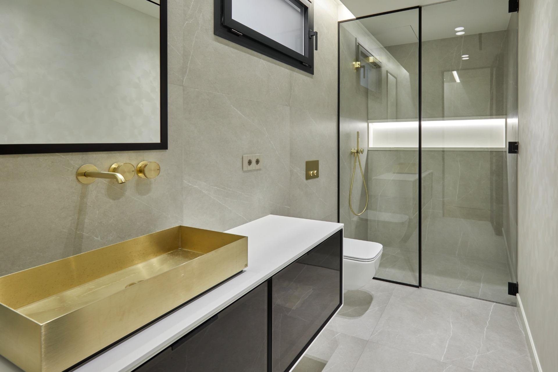 Перепродаж - Апартаменти - Zona Alta - 