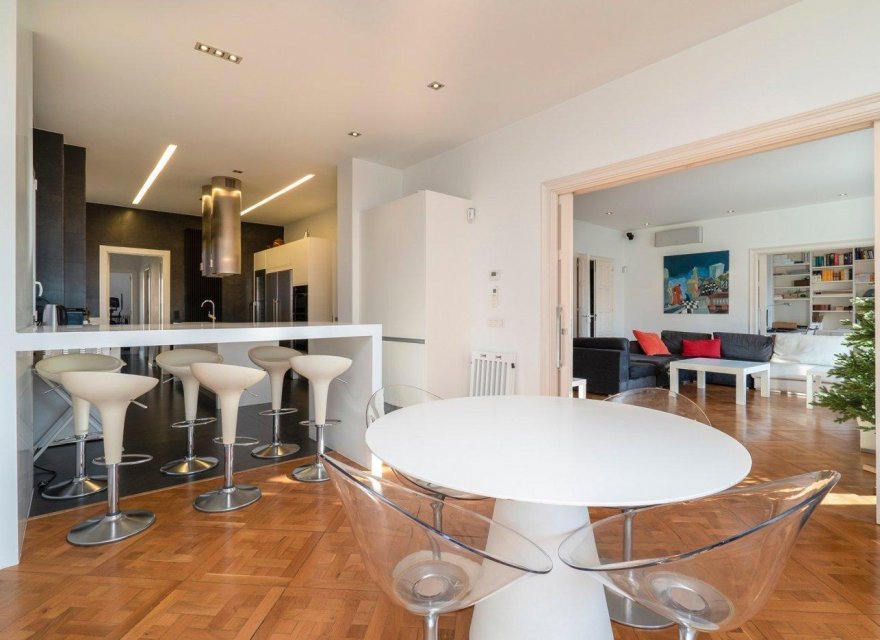 Перепродаж - Апартаменти - Zona Alta - 