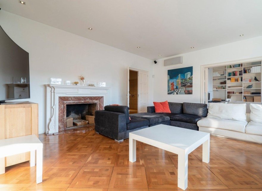 Перепродаж - Апартаменти - Zona Alta - 