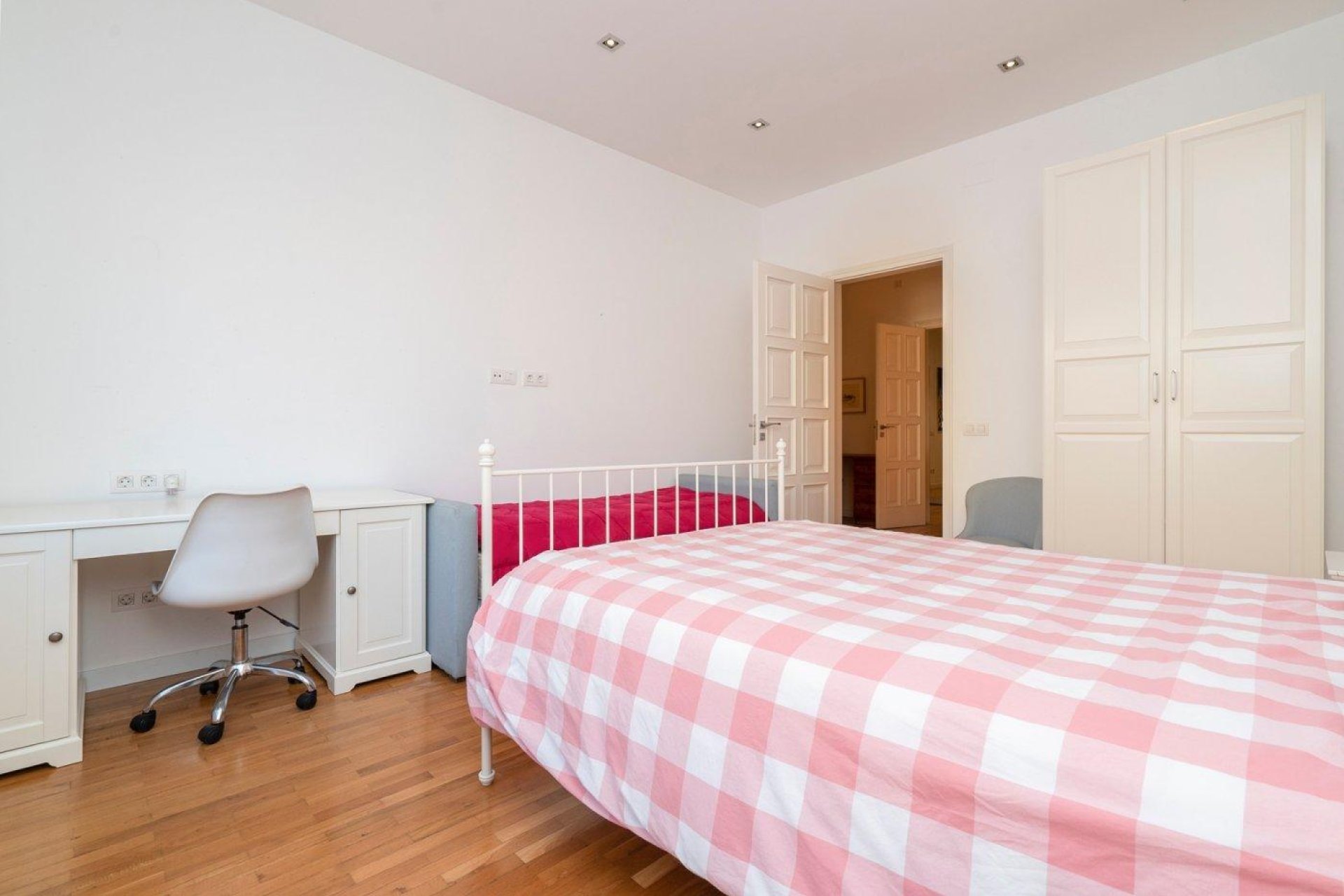 Перепродаж - Апартаменти - Zona Alta - 