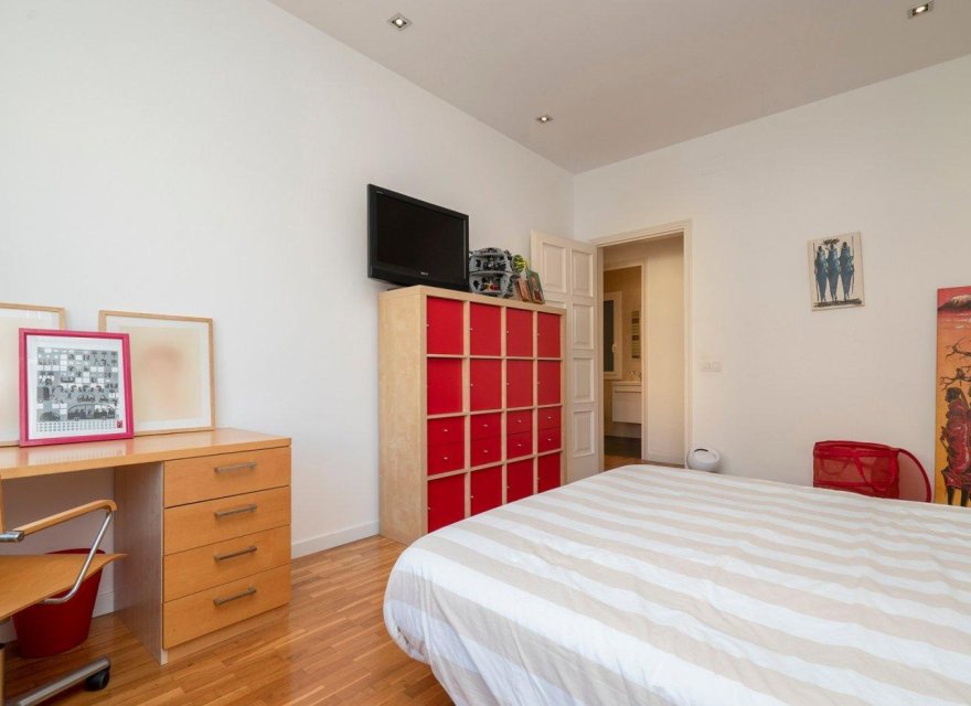 Перепродаж - Апартаменти - Zona Alta - 