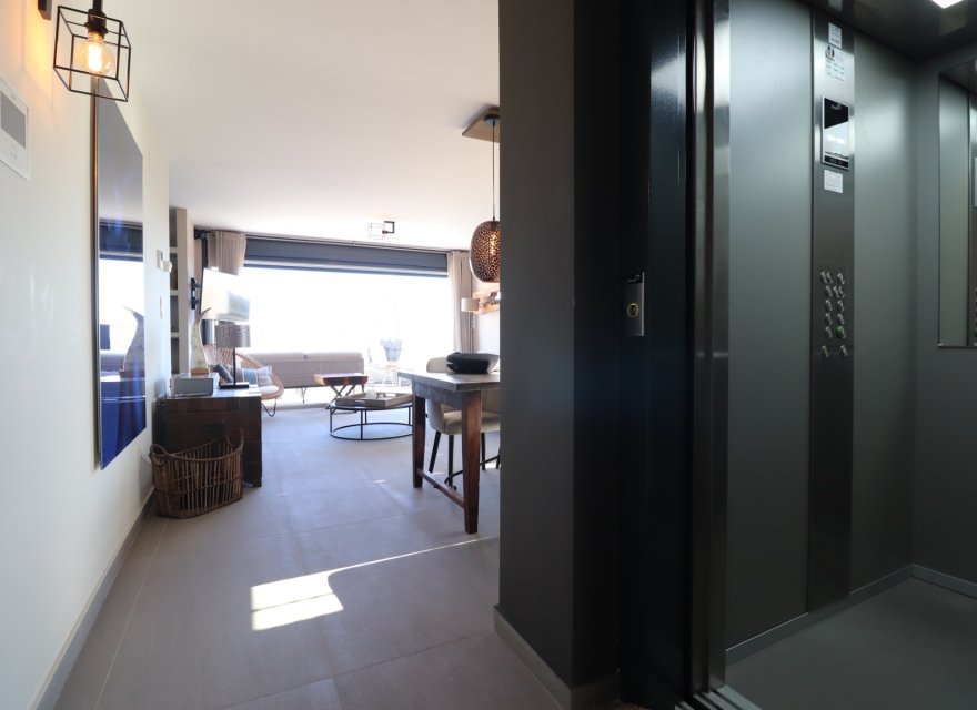 Перепродаж - Апартаменти - 