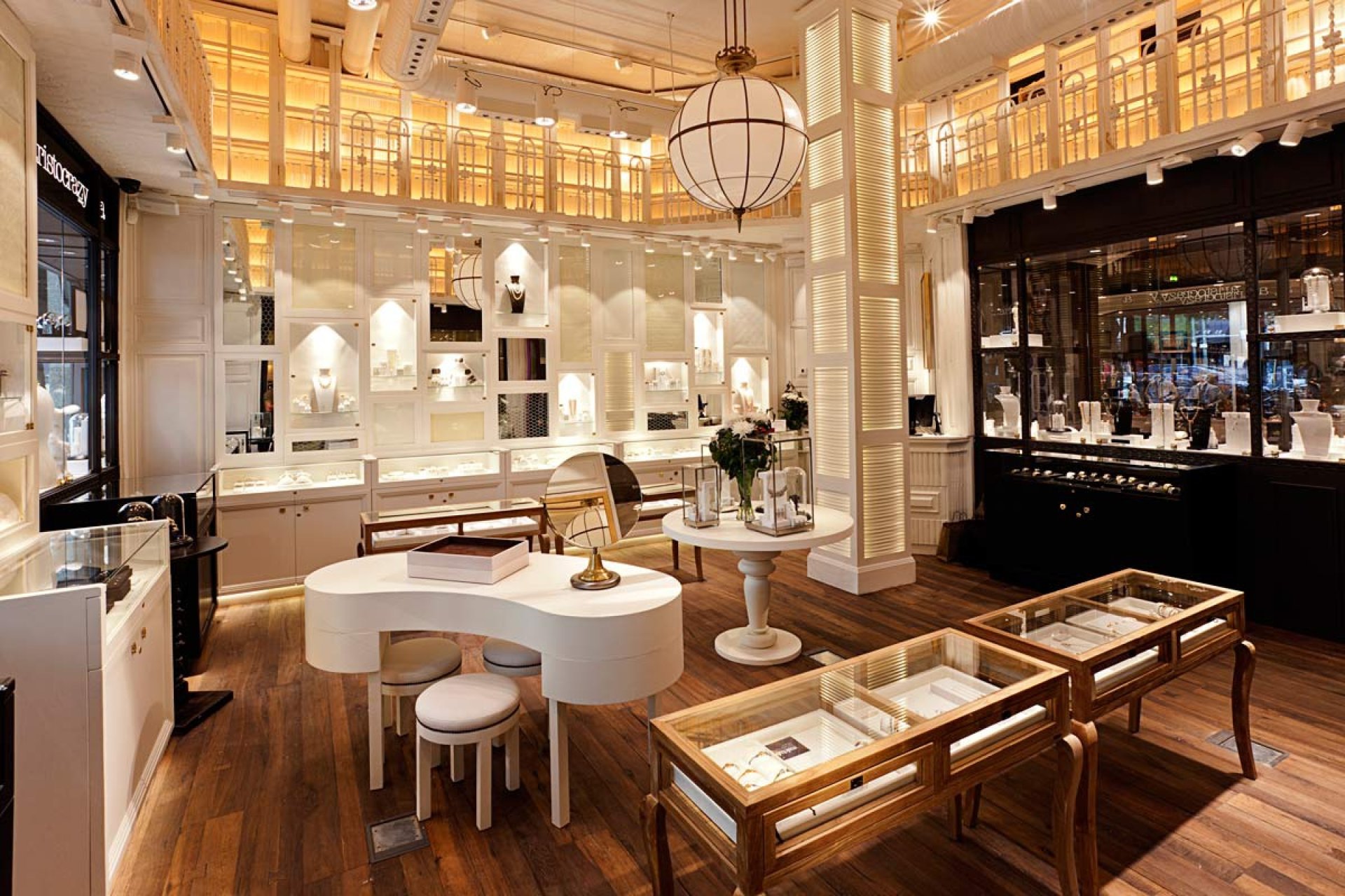 Перепродаж - Komercyjna - Barcelona old town - 