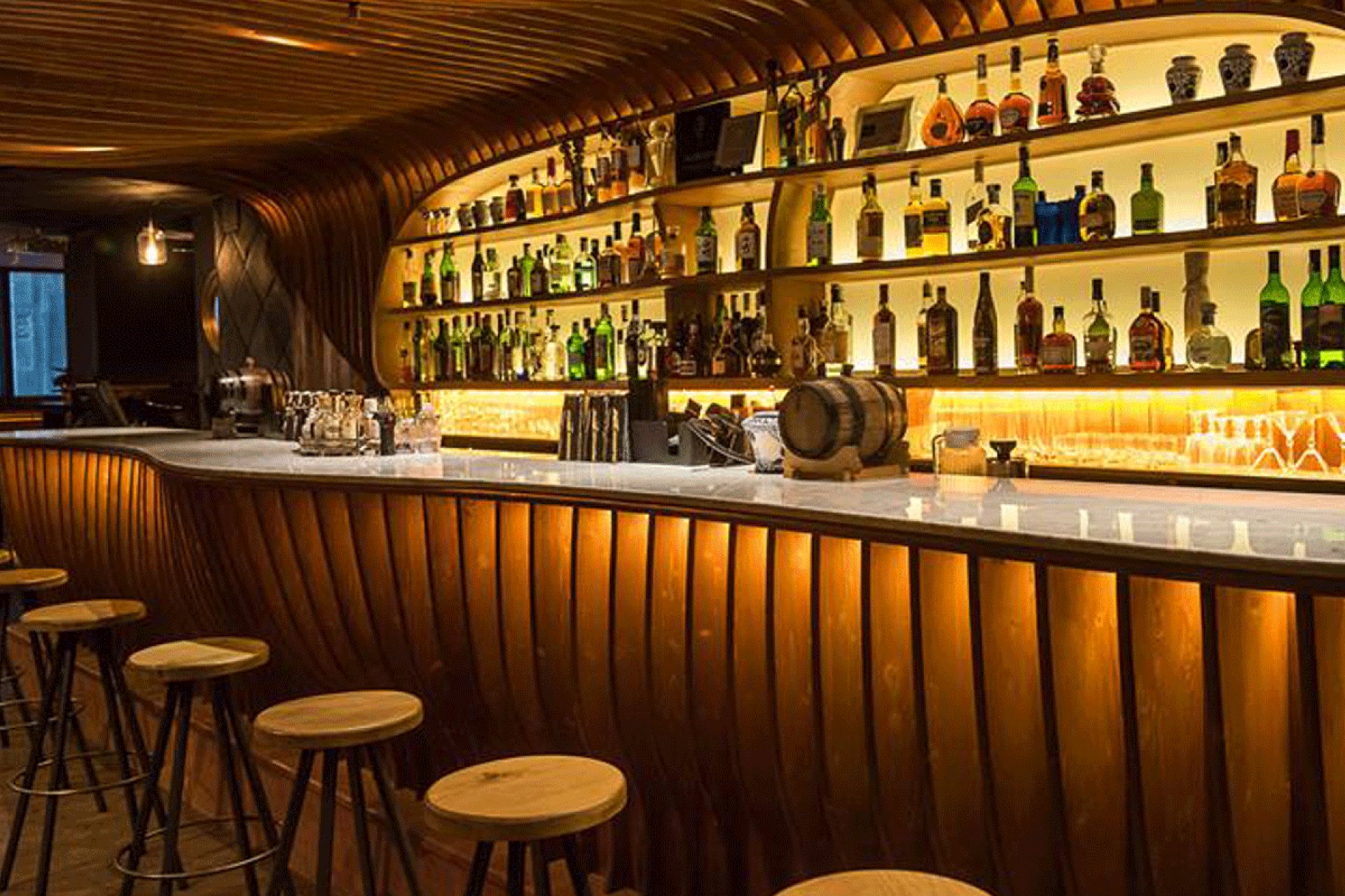 Перепродаж - Komercyjna - Barcelona old town - 