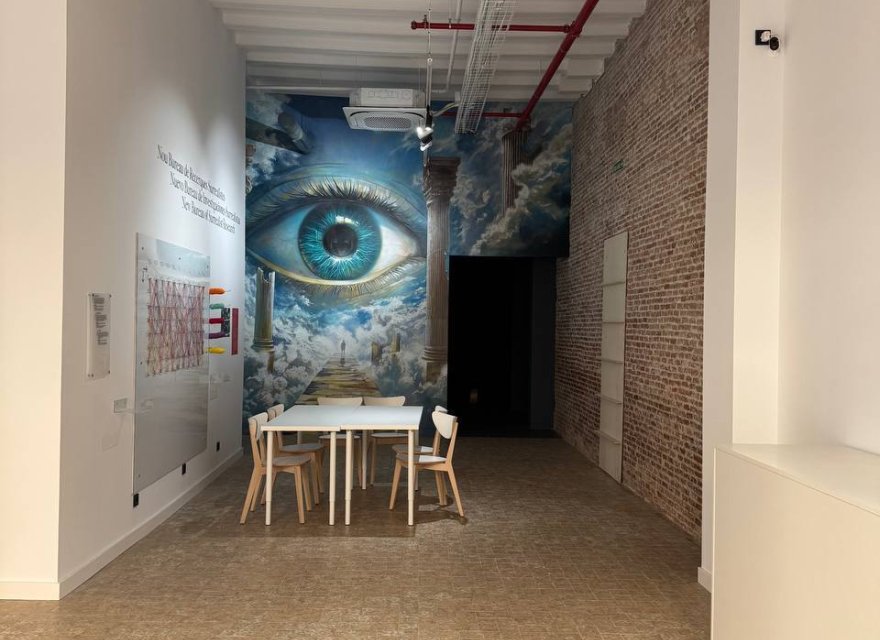 Перепродаж - Komercyjna - Barcelona old town - 