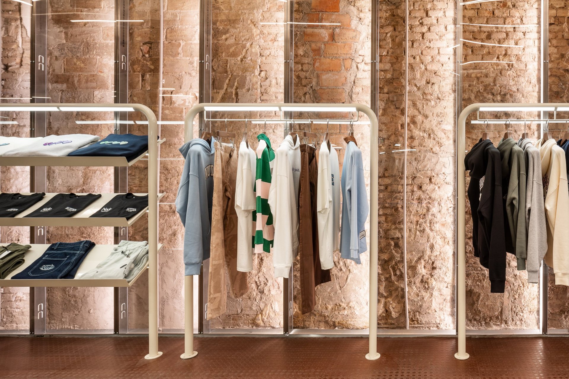 Перепродаж - Komercyjna - Barcelona old town - 