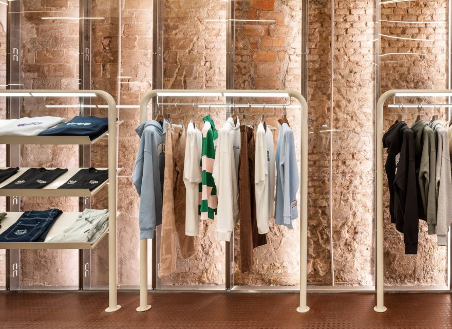 Перепродаж - Komercyjna - Barcelona old town - 