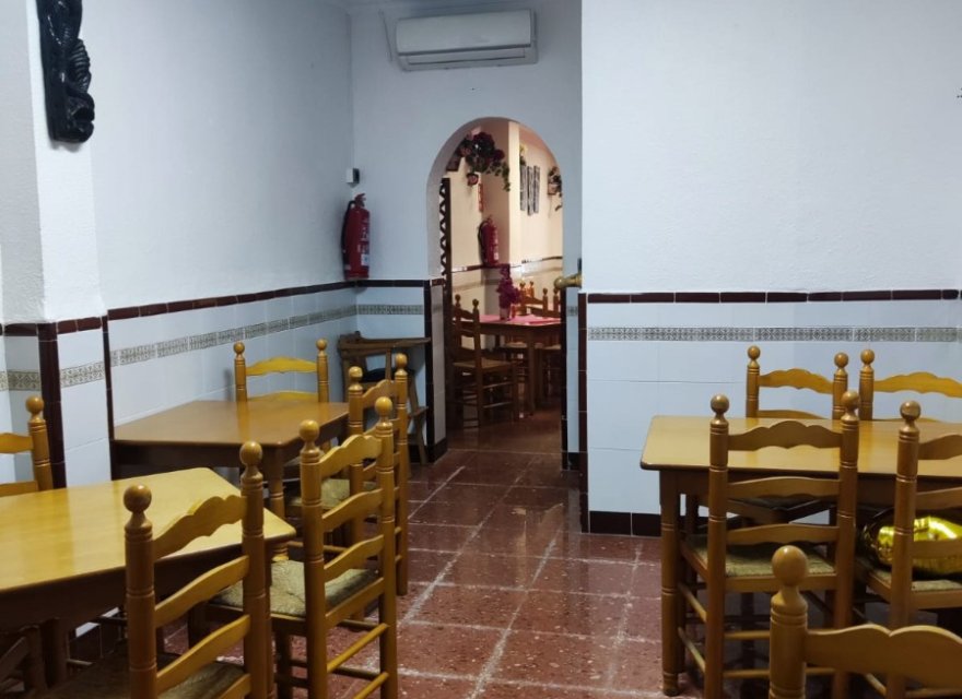 Перепродаж - Komercyjna - Benidorm - 