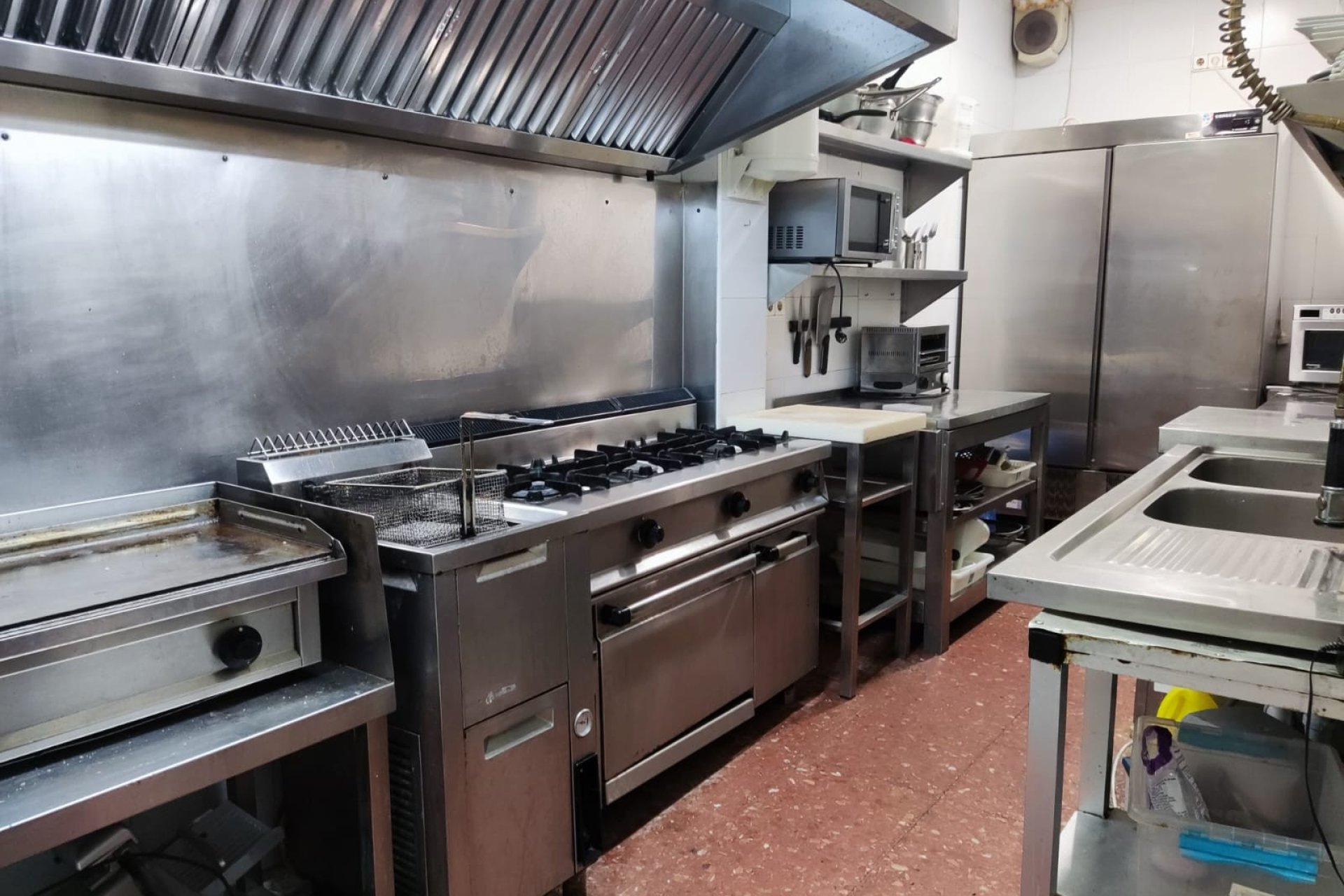 Перепродаж - Komercyjna - Benidorm - 