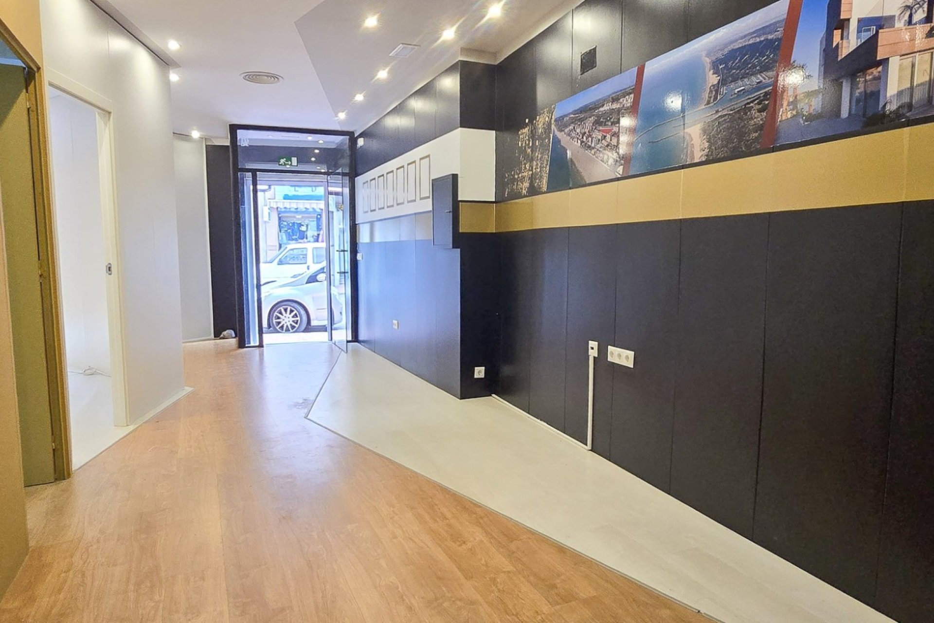 Перепродаж - Komercyjna - Guardamar del Segura - Center