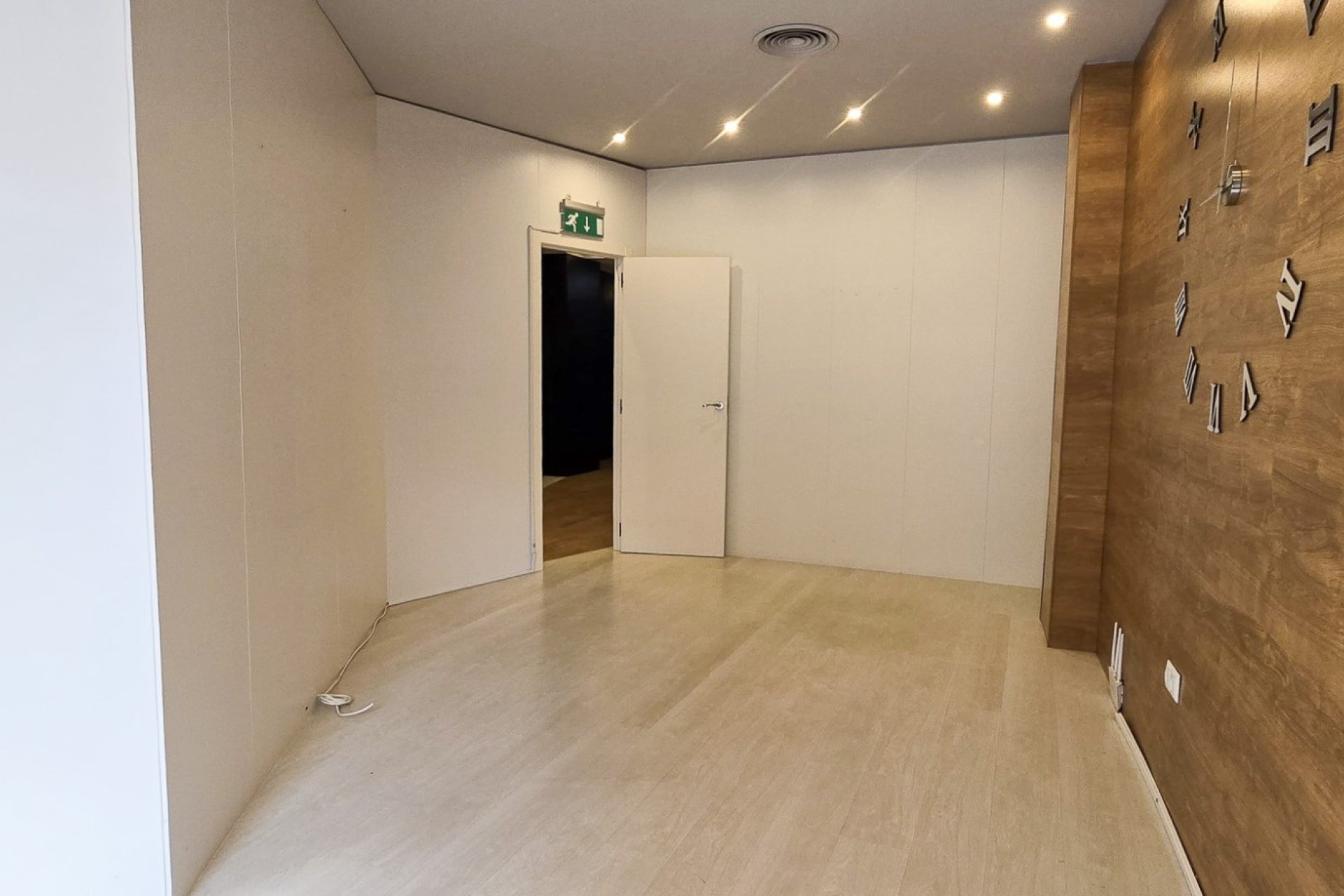 Перепродаж - Komercyjna - Guardamar del Segura - Center