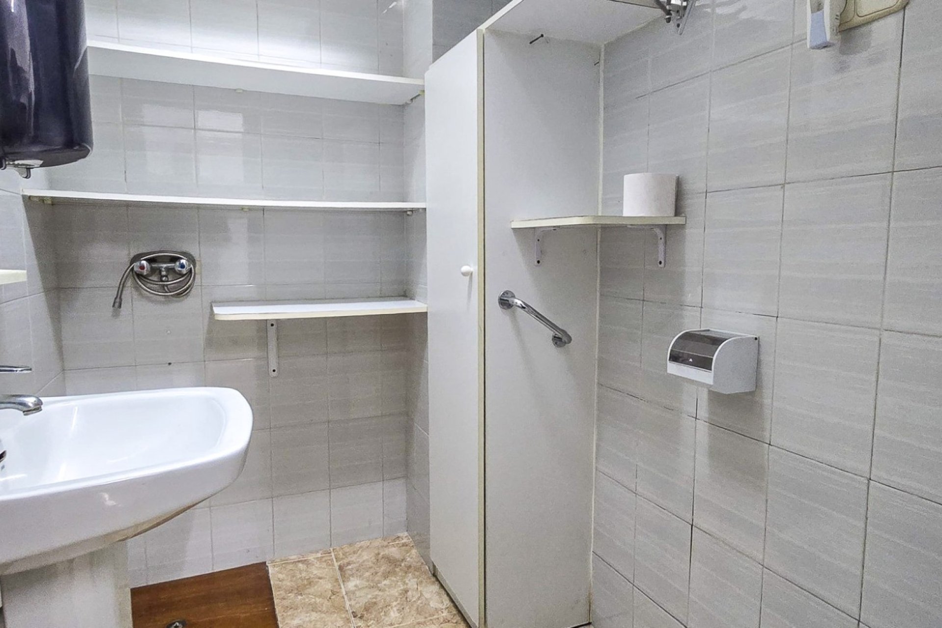 Перепродаж - Komercyjna - Guardamar del Segura - Center