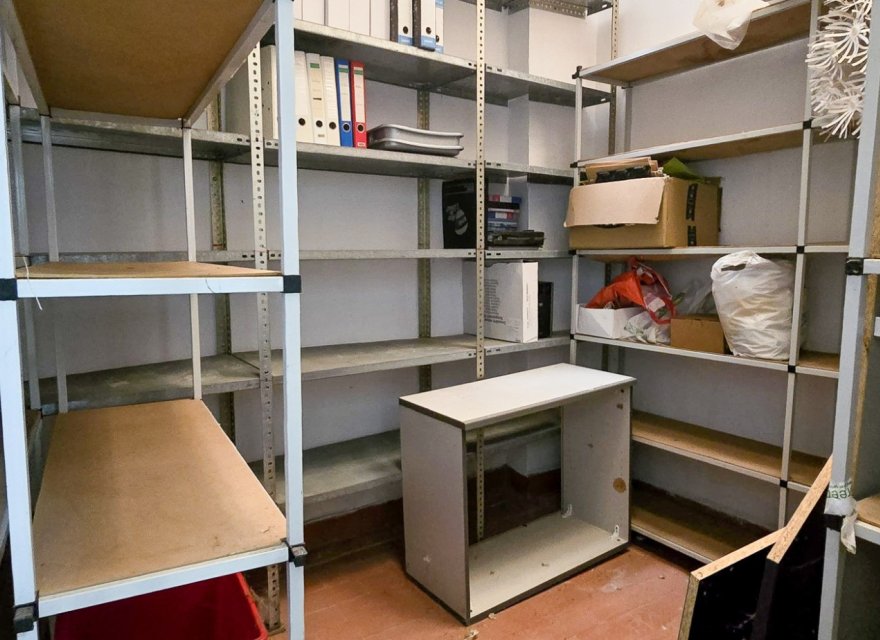 Перепродаж - Komercyjna - Guardamar del Segura - Center