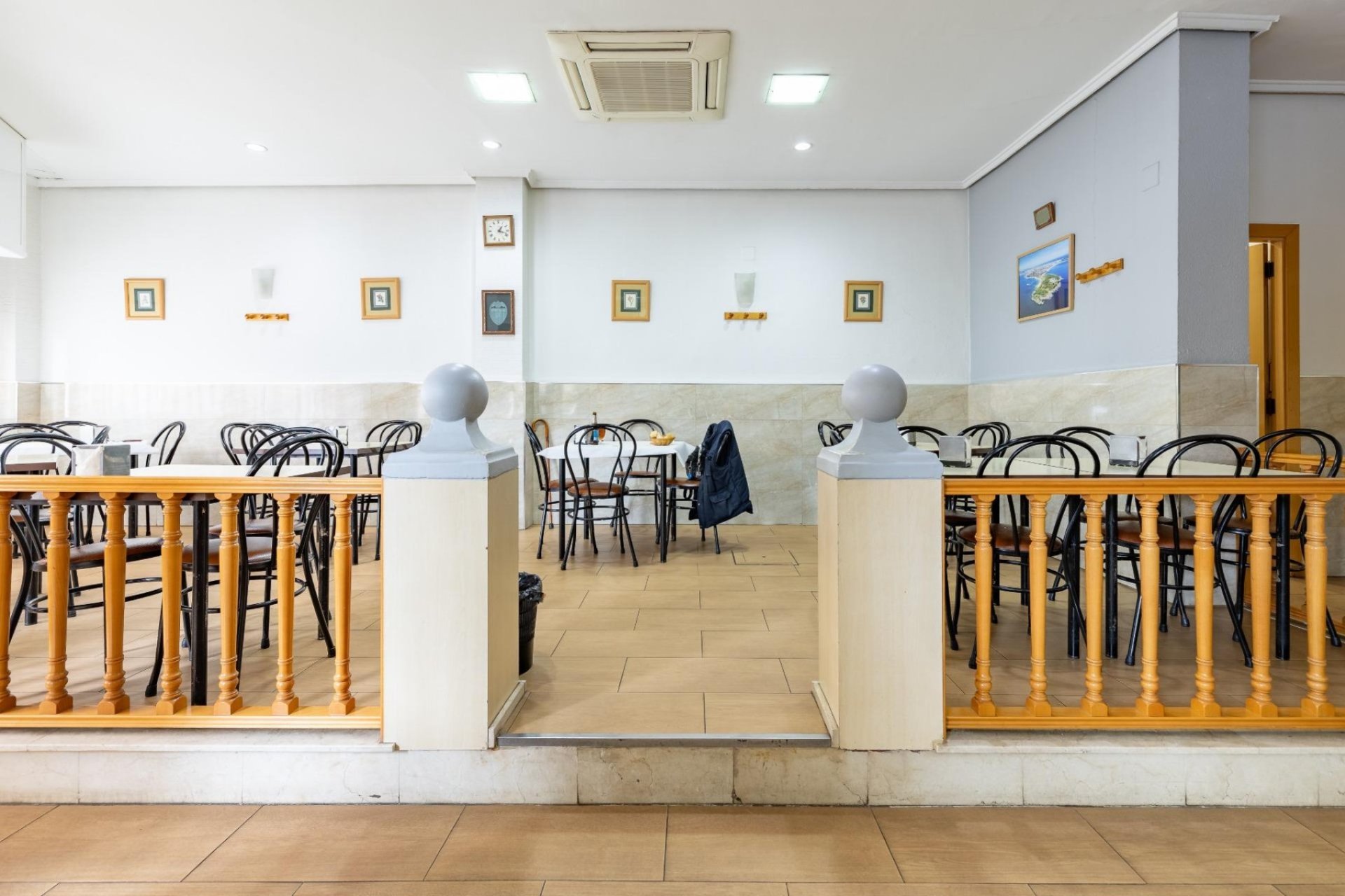 Перепродаж - Komercyjna - Valencia - Benimamet