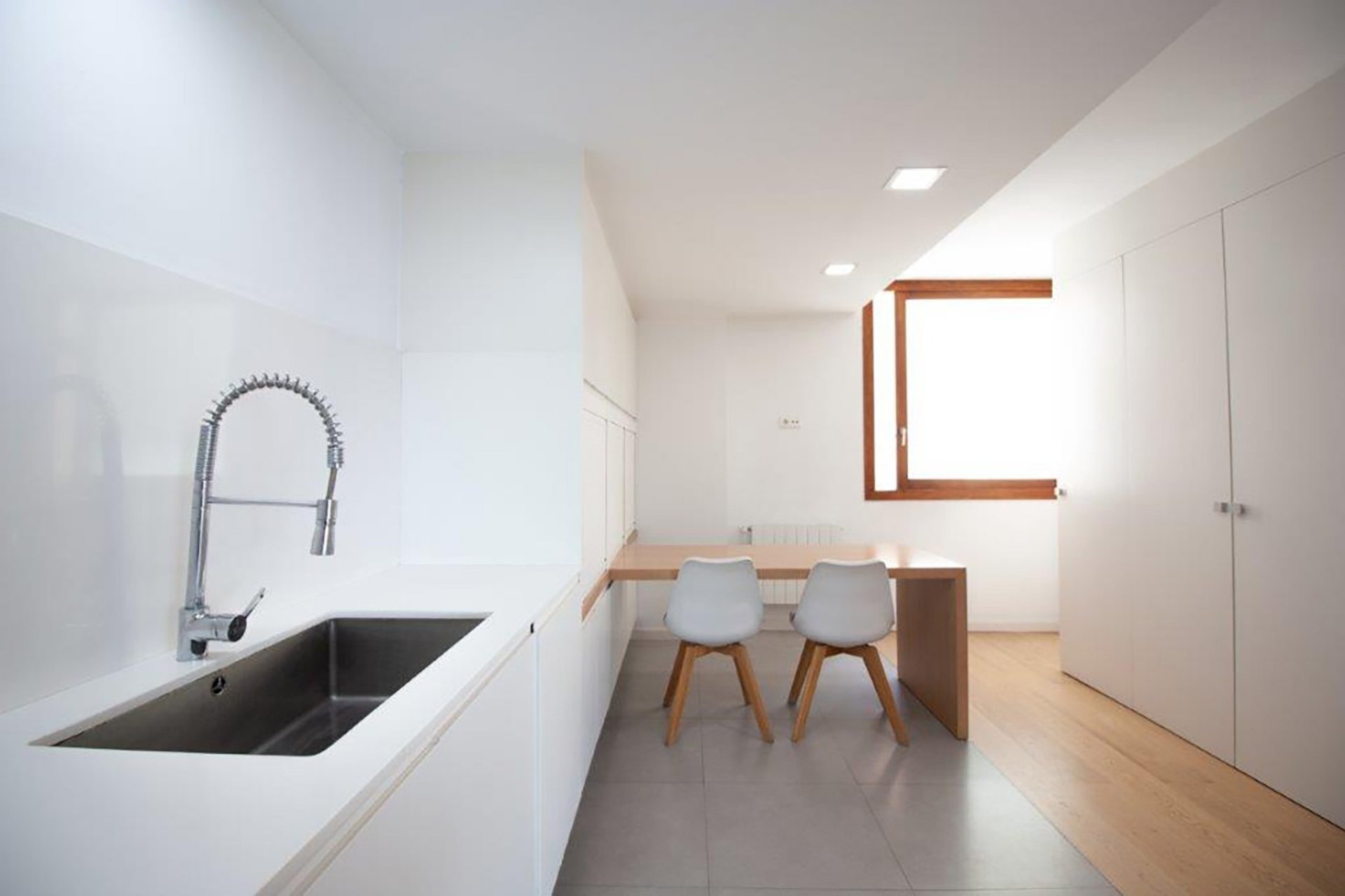 Перепродаж - Komercyjna - Valencia - Exposició