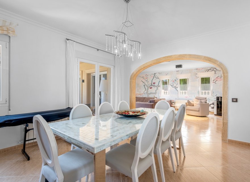 Перепродаж - Вілла - Benissa