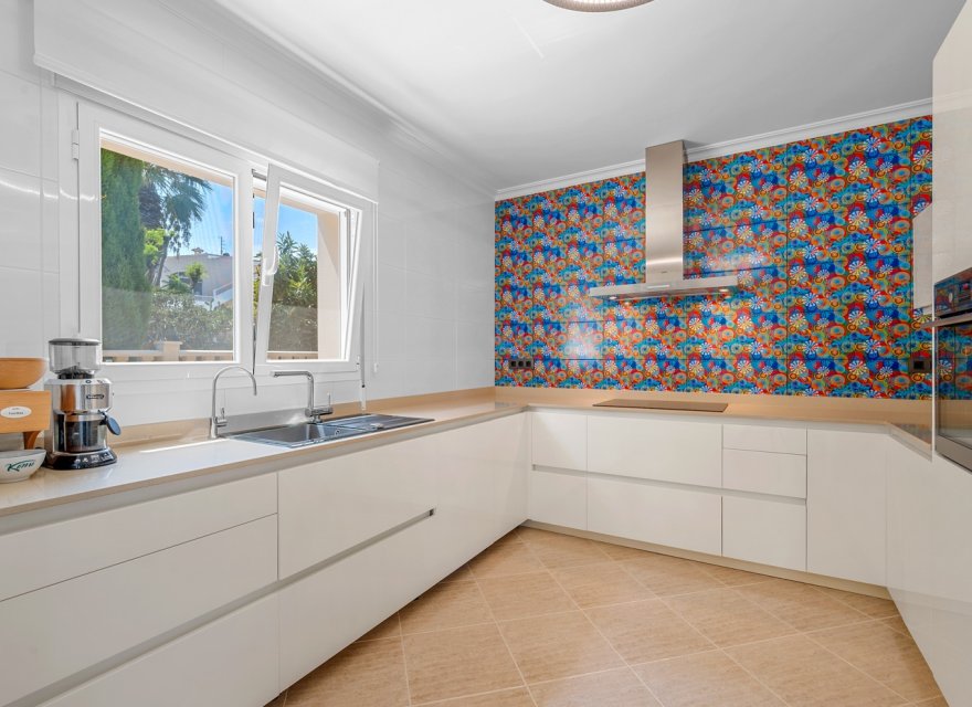 Перепродаж - Вілла - Benissa