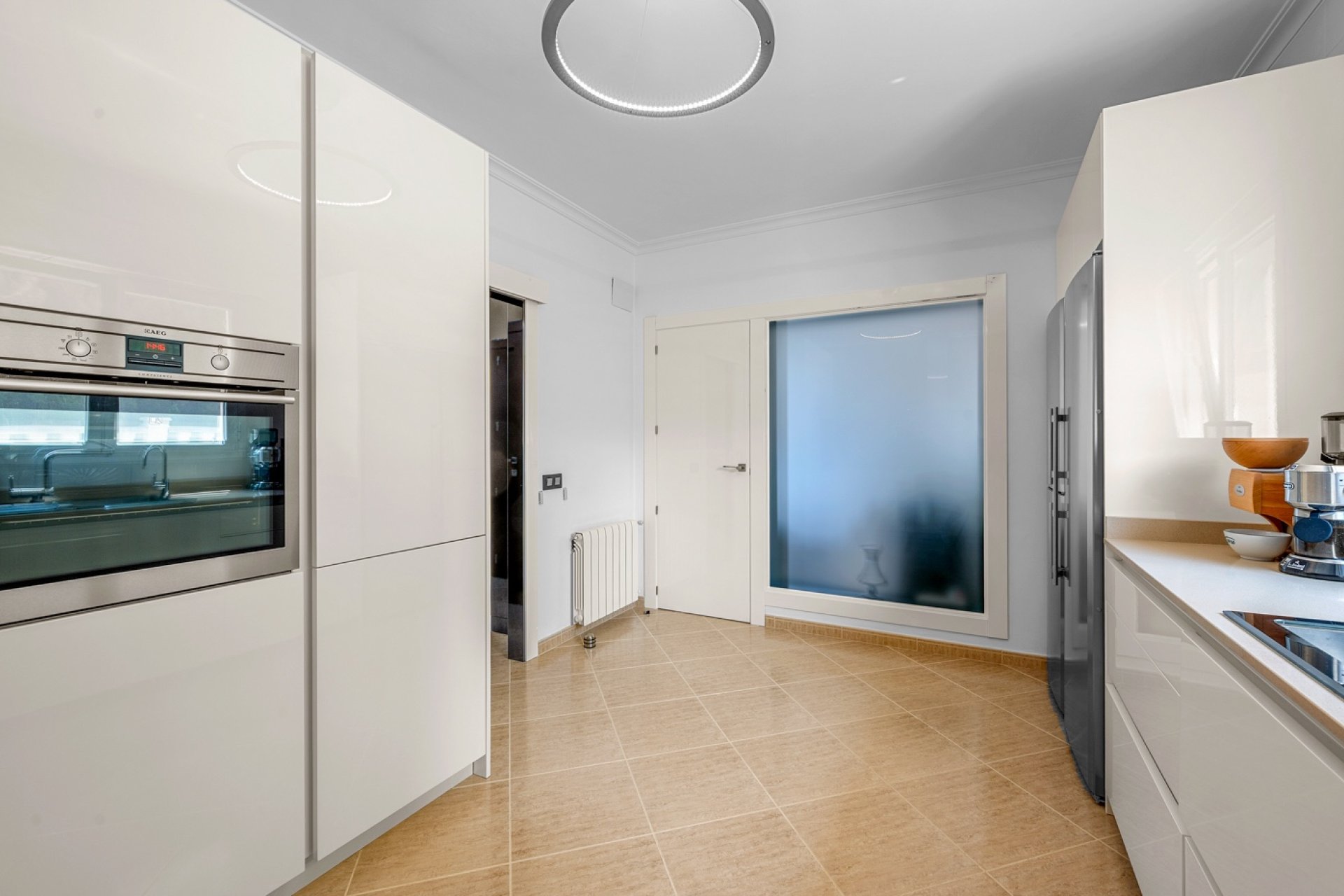 Перепродаж - Вілла - Benissa