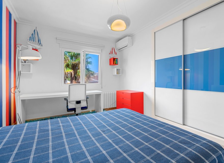 Перепродаж - Вілла - Benissa