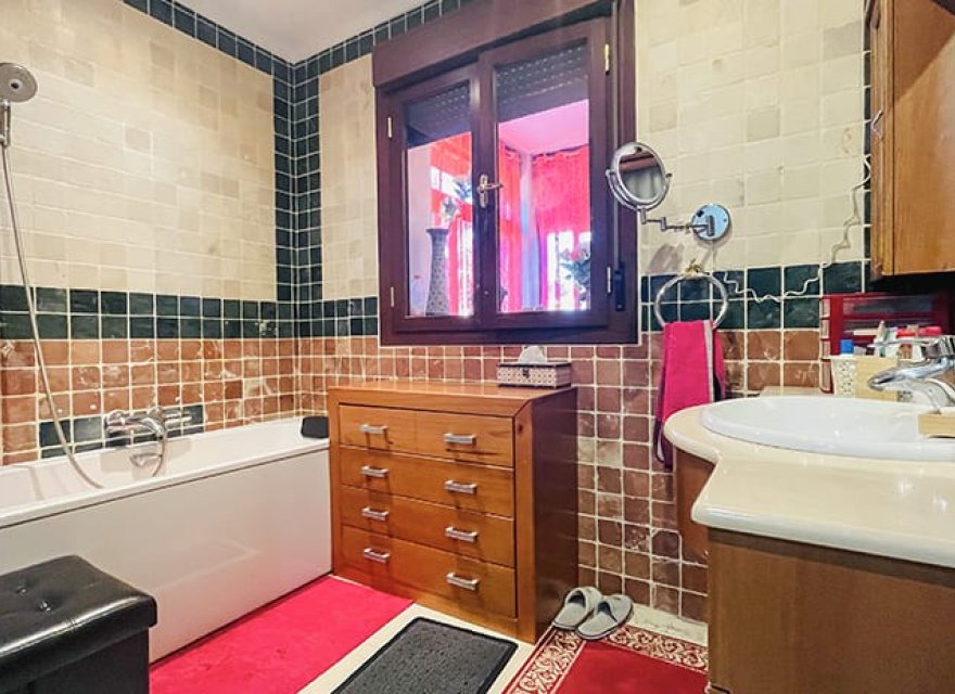 Перепродаж - Вілла - El Toro