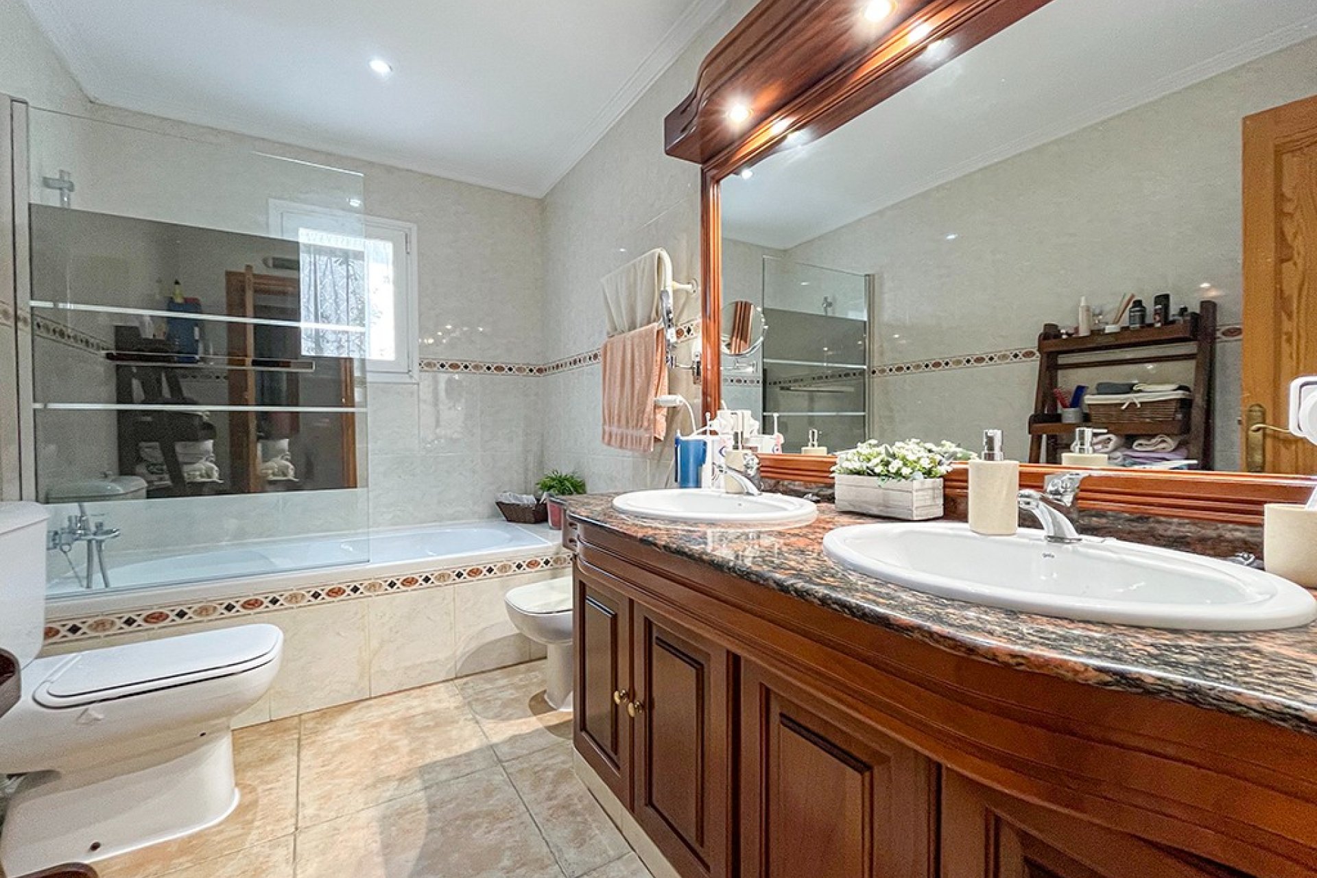 Перепродаж - Вілла - El Toro