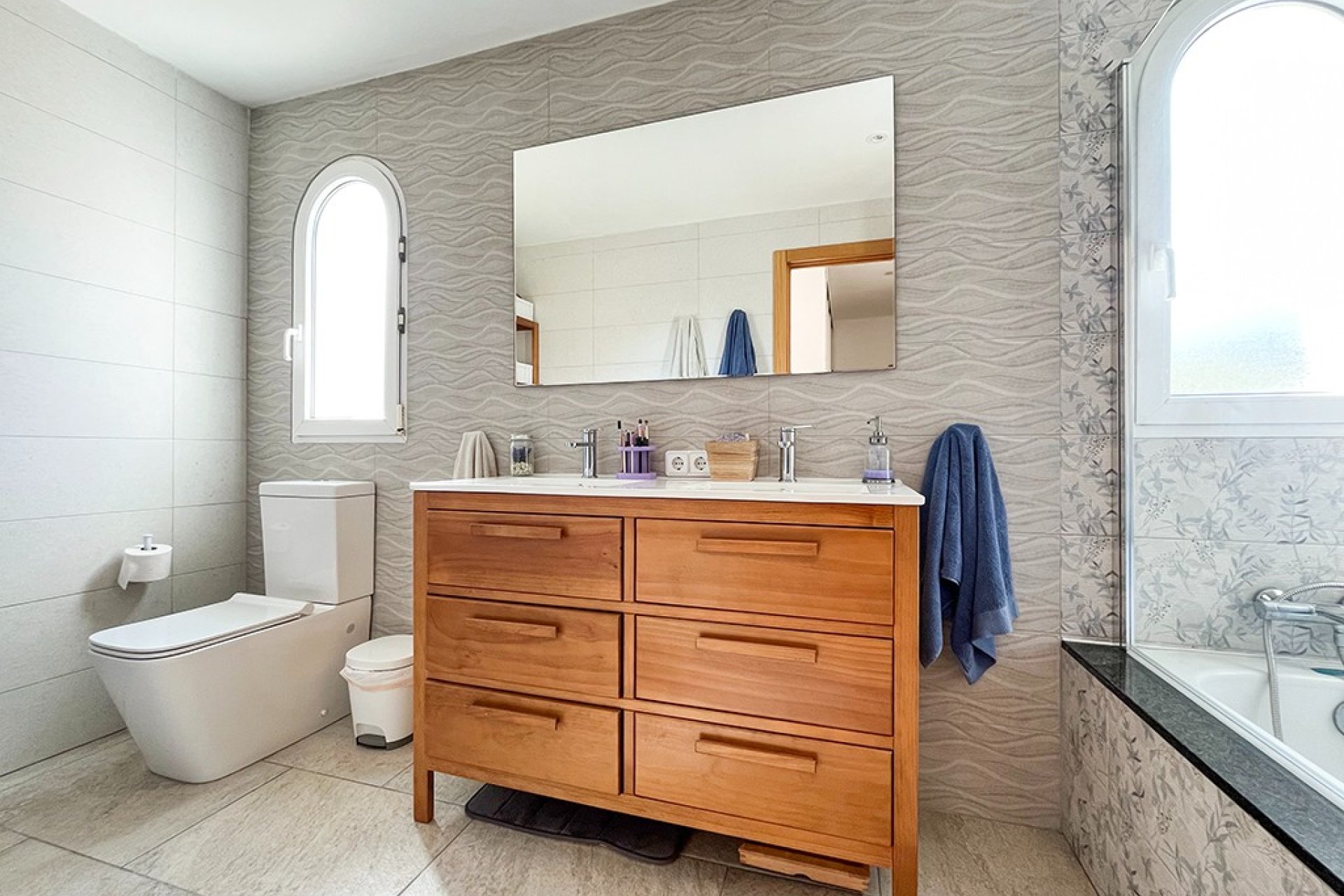 Перепродаж - Вілла - El Toro