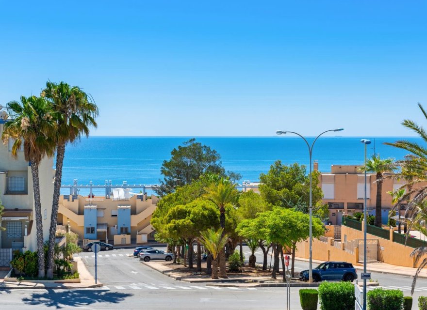 Перепродаж - Вілла - Orihuela Costa - Campoamor