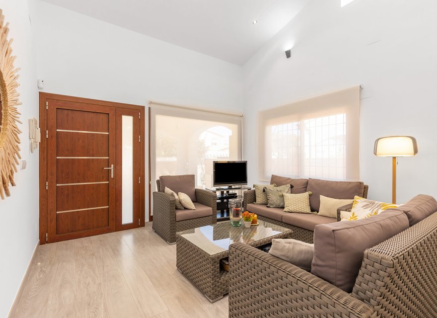 Перепродаж - Вілла - Orihuela Costa - Punta Prima