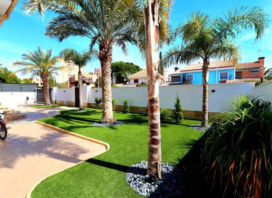 Перепродаж - Вілла - Оріуела Коста - Campoamor