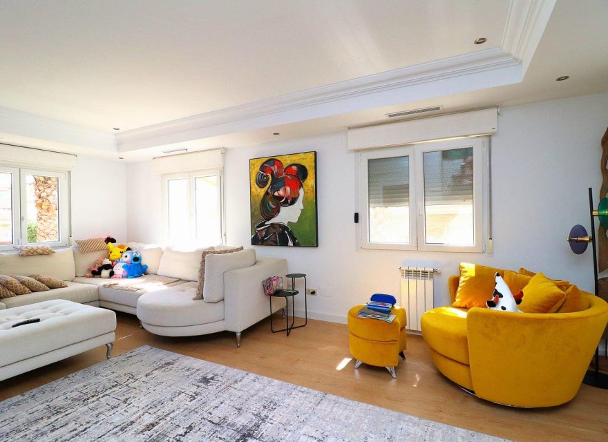 Перепродаж - Вілла - Оріуела Коста - Campoamor